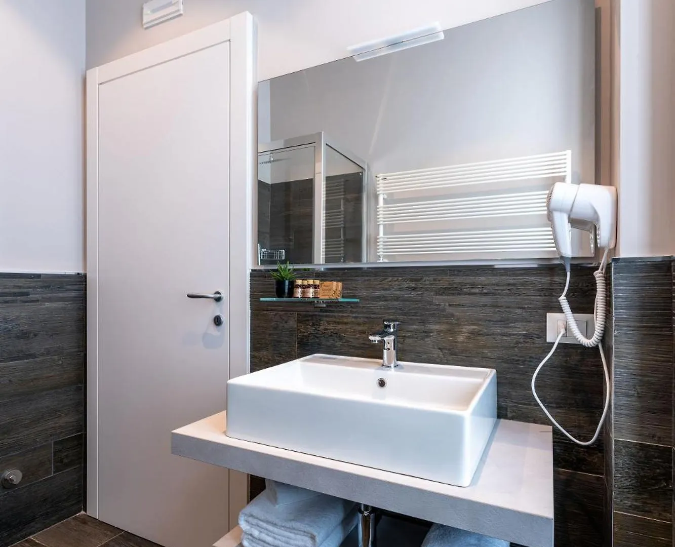 Corte Novella Hotel & Residence ブレシア